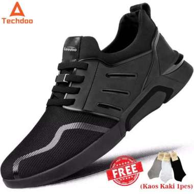 Jual Sepatu Sneakers Hitam Polos Terbaru Harga Murah Blibli Com