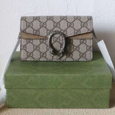 Gucci super mini dionysus beige