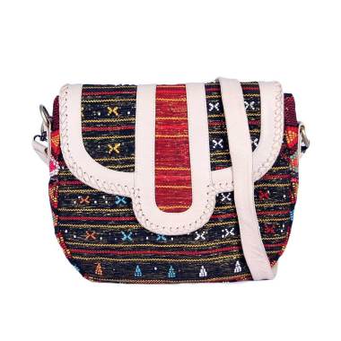 Daisy Amarissa Lovina Charm Leather Sling Bag