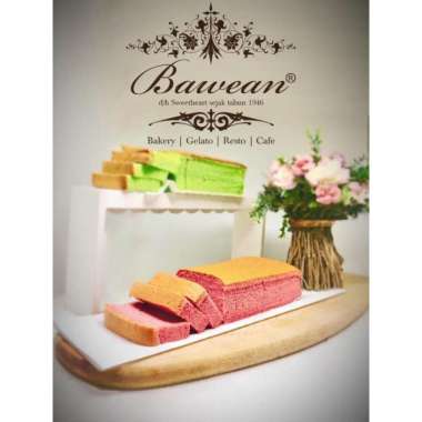 OGURA PANDAN STRAWBERRY BAWEAN SWEETHEART BANDUNG BEST SELLER CAKE LAP PANDAN