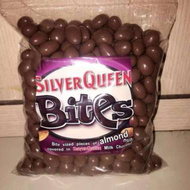 Coklat Silverqueen Almond Bites 500gr - Coklat Silverqueen Bites - Silverqueen Bites - Almond - Kaca