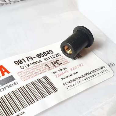 NUT MUR KARET VISOR NVA NVL R15 R25 MT15 ORI YGP 90179-05849