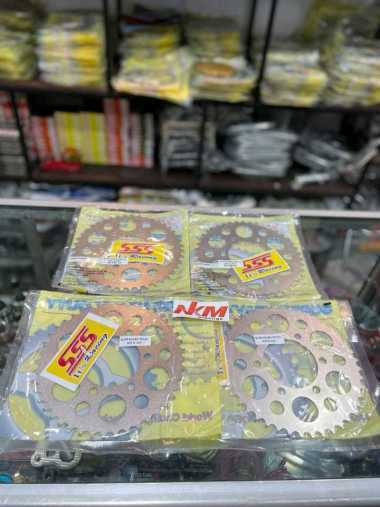 GEAR GIR BELAKANG SSS TRIPLE S 415 38 39 40 41 42 43 44 45 KAWASAKI NINJA R RR 40
