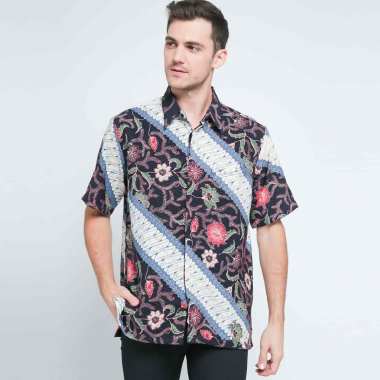 Batik Arjunaweda Lereng Parang Hem Batik Lengan Pendek Pria - Hitam [63346090] hitam M
