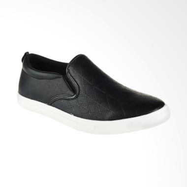 Papercut Men Chelsea Slip On Sepatu Pria - Black [F6218]