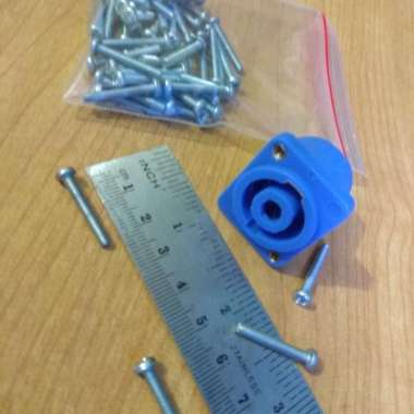 Baut soket speaker - panjang 2 cm