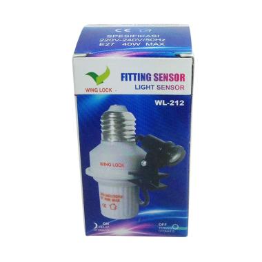 Fitting Lampu Otomatis Sensor Cahaya Tanpa Instalasi