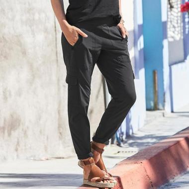 Harga Athleta Gap Celana Terbaru Agustus 2022 |BigGo Indonesia