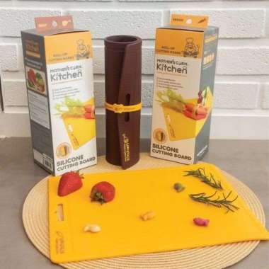 Mother's Corn Silicone Cutting Board - Yellow