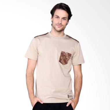 Batik Heritage Camelia T-Shirt Pria - Cokelat