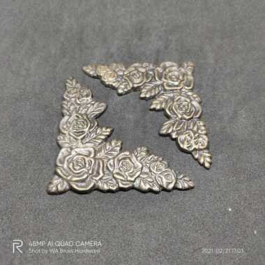 Sudut Siku Akrilik Seserahan & Hantaran - Antik Mawar