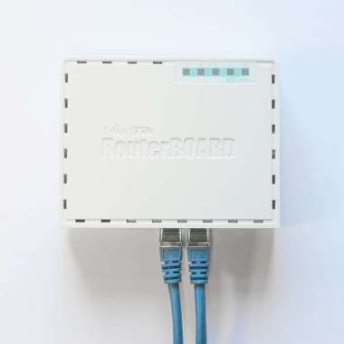 MIKROTIK ROUTER BOARD RB 750 Gr3