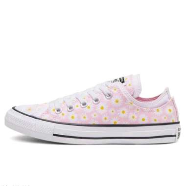 Sepatu Converse Wanita Original Terbaru Juni 2022 | Blibli