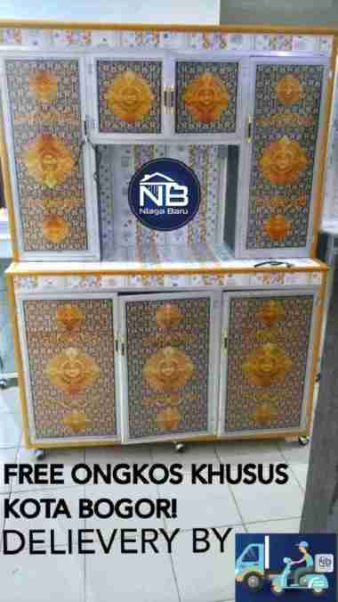 Rak Piring Kaca 4 Pintu Keramik Gendong Full Lukis Roda Bogor