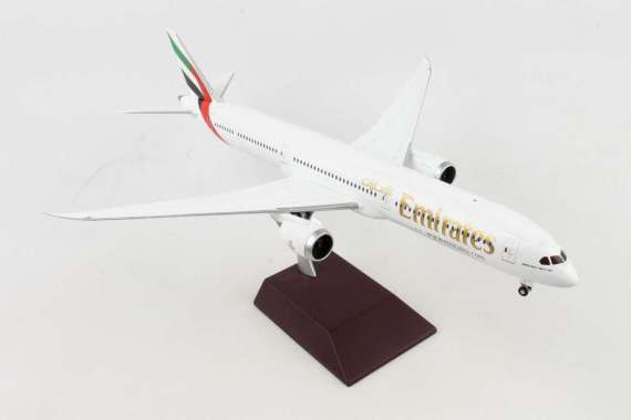 Gemini Jets Emirates B787-10 1/200 Scale
