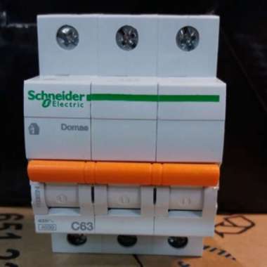 SCHNEIDER NEW DOMAE MCB 3Phase C63 / 63A Putih