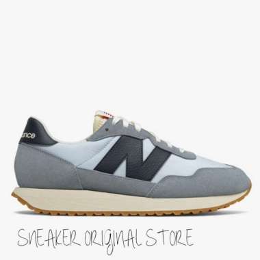 new-balance_new-balance_full01.jpg