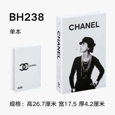 Dummy Book / Buku Pajangan / Buku Palsu / Dekorasi Properti Foto Chanell