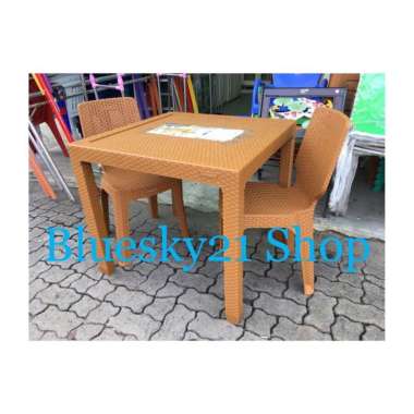 PAKET MEJA MAKAN + 4 KURSI SENDER PLASTIK ROTAN NAPOLLY
