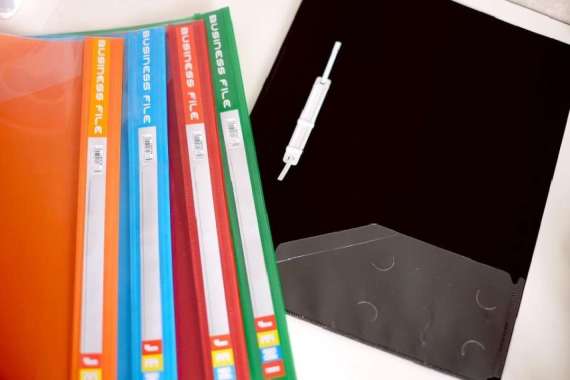 Bisnis/Business File Polos + Kantong