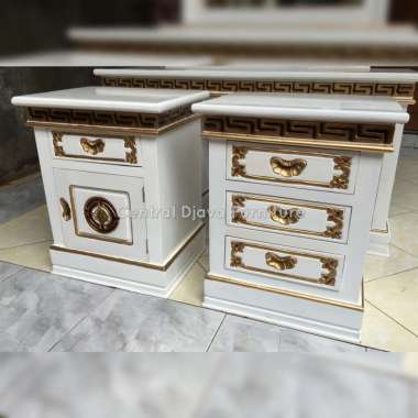 Nakas Ukir Tiara Pojok/Sudut Meja Kecil Kayu Jati Cat Duco Jepara Multicolor