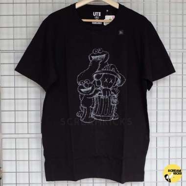 Daftar Hargauniqlo kaws 