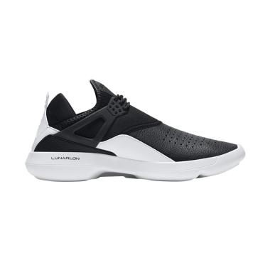 NIKE Jordan Fly 89 Sepatu Basket Pria - Black White