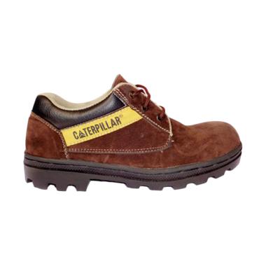 Caterpillar Safety Shoes Sepatu Hiking Pria - Coklat