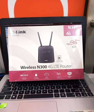 D-Link DWR-920 Wireless N300 4G LTE Router