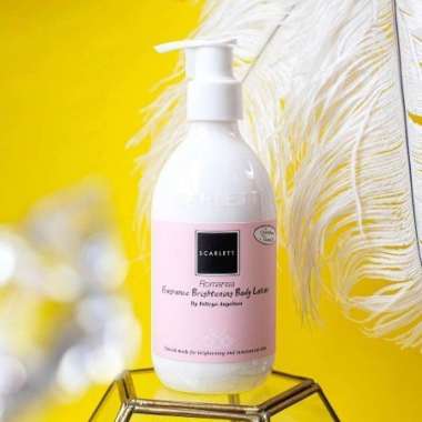 SCARLETT WHITENING BODYLOTION by Felicya Angelista - romansa