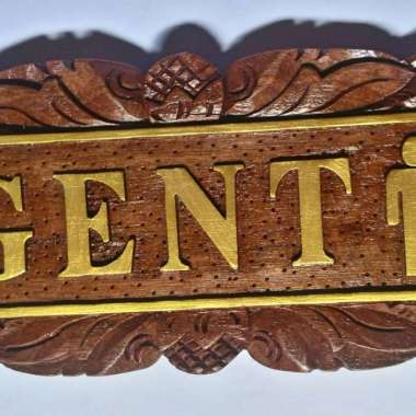 Papan Nama Dinding kayu persegi Ukiran Khas Bali Motif Samblung Coklat