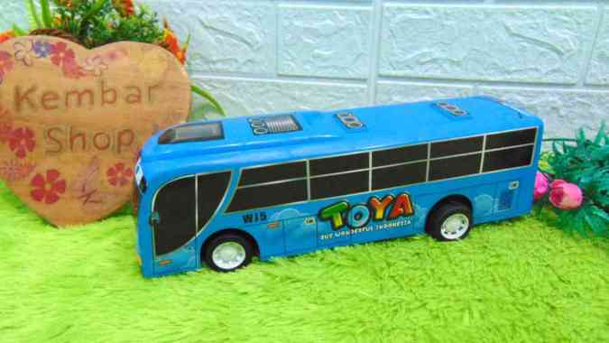 wj5 Mainan Bis Tayo The Little Bus Toya Bus Wonderful Indonesia Warna Random Murah Meriah bus tayo