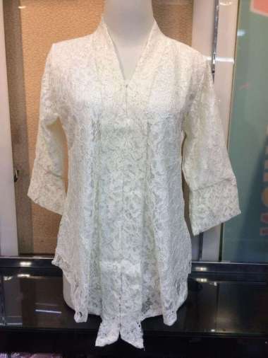 Kebaya Brokat Putih Harga Terbaru Mei 2021 Blibli