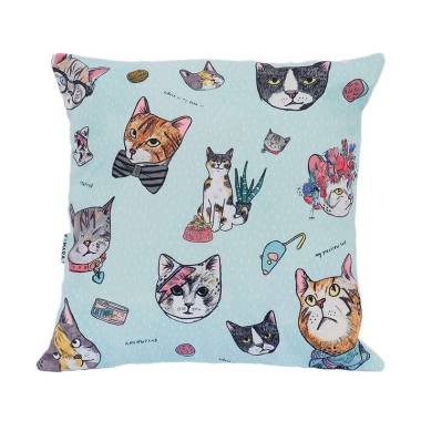 Kamara Living Cat Sarung Bantal