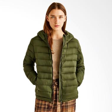 Pull and Bear Hooded Nylon Jacket - Green