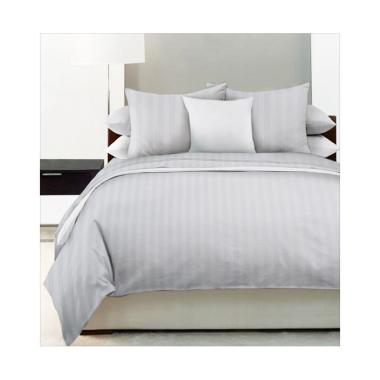 King Rabbit Garis Gaultier Bed Cover - White