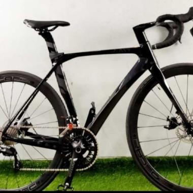 ROADBIKE JAVA FEROCE 3 700CC 52 SILVER