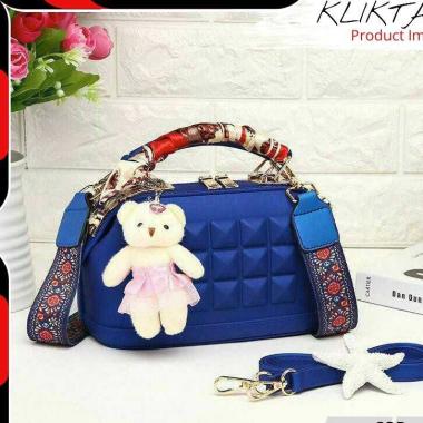 LB 413 Doctor Jelly Studded 066-1 Free Gantung Boneka + 2 KL GOLD