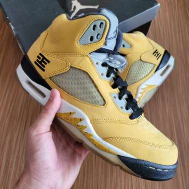 Air Jordan 5 Retro Tokyo T23 || off-white off white black sail og