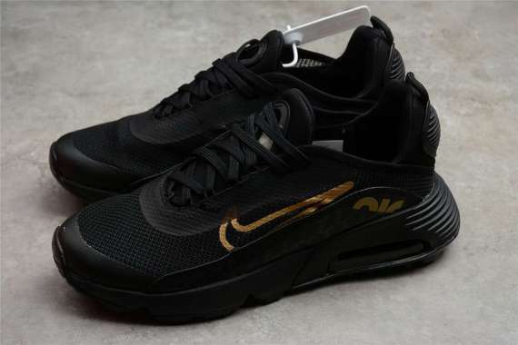 nike air max 2090 women's black and gold
