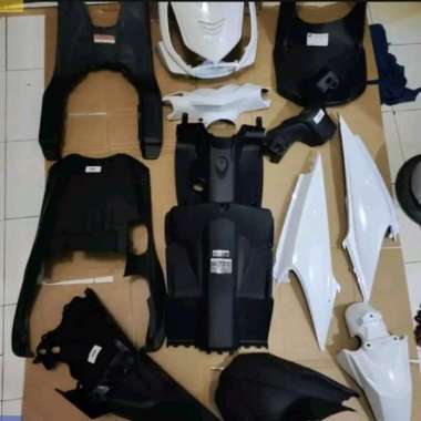 Cover body full set honda beat karburator, body kasar dan halus honda beat lama warna putih