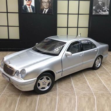 w210 diecast