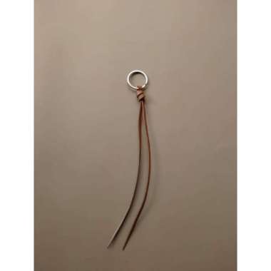 Leather Keychain V - Gantungan Kunci Kulit Chrome Finish