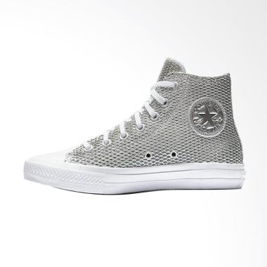Converse Chuck Taylor 2 All Star Pe ... i Sneaker Wanita - Silver