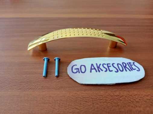 TARIKAN LACI LEMARI / HANDLE LACI BINTIK / GAGANG LEMARI HIAS 96MM - GOLD