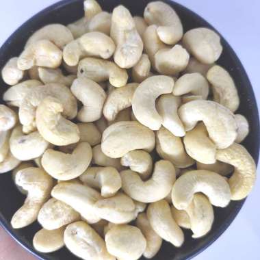 2000 gr Kuartet Nabati Kacang Mede Utuh Size Sedang - Besar Mete Sulawesi - Mente Mentah - Raw Cashe