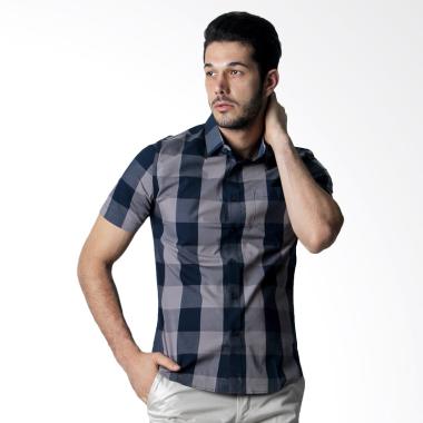 Manzone Americano Bestbuy Kemeja Atasan Pria - Brown. Rp 179,900 · Carvil Men 11.