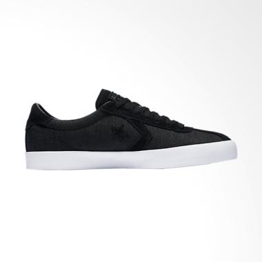 Converse Breakpoint OX Sneakers Pria - Black [155581C]