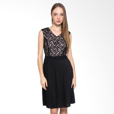 MURAH Minimal Plisket Lace Dress - Jet Black TERMURAH