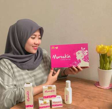 Moreskin Pink Paket Nasa Original - paket glowing skincare -Paket glowing untuk kulit berminyak - pe